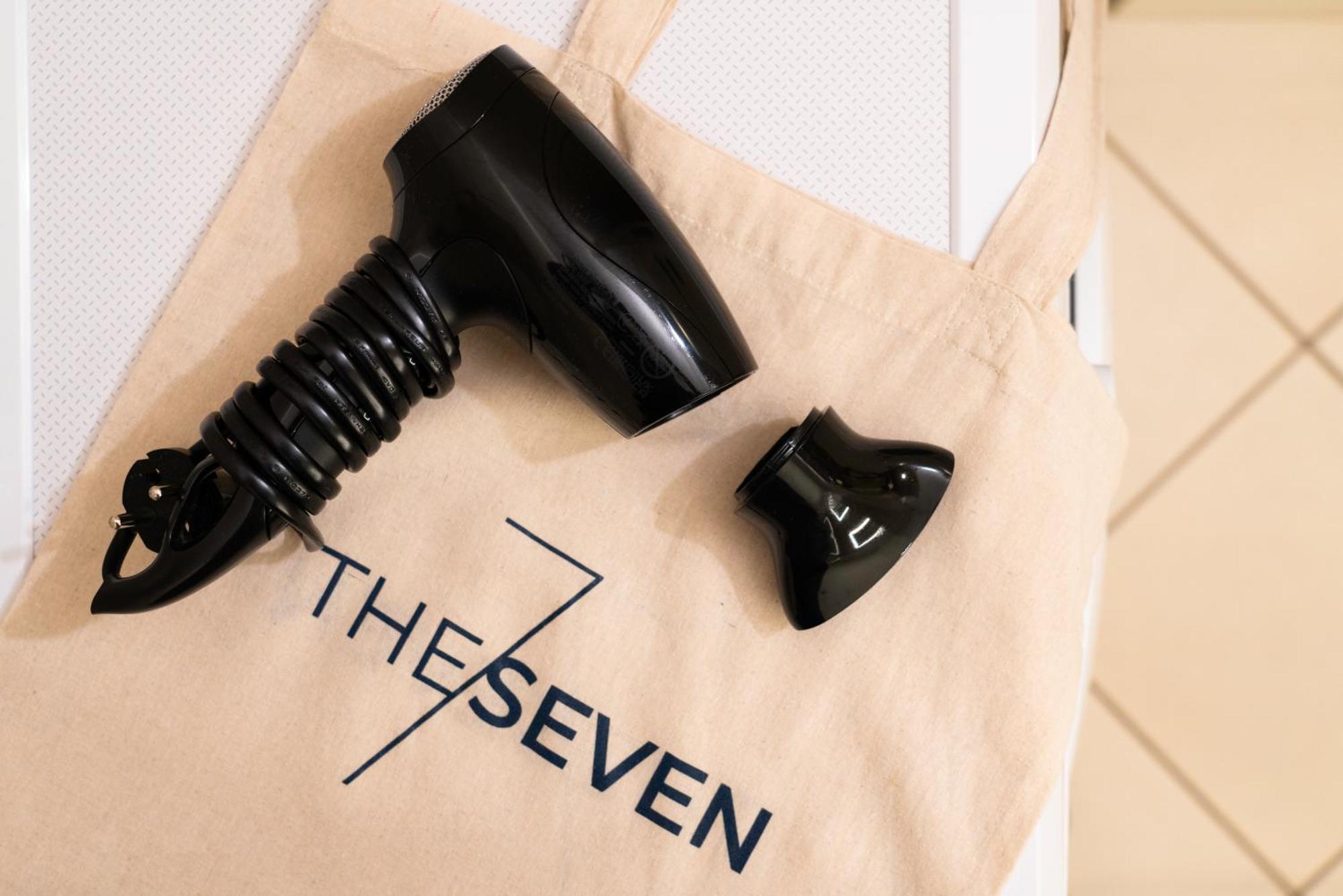The Seven Genua