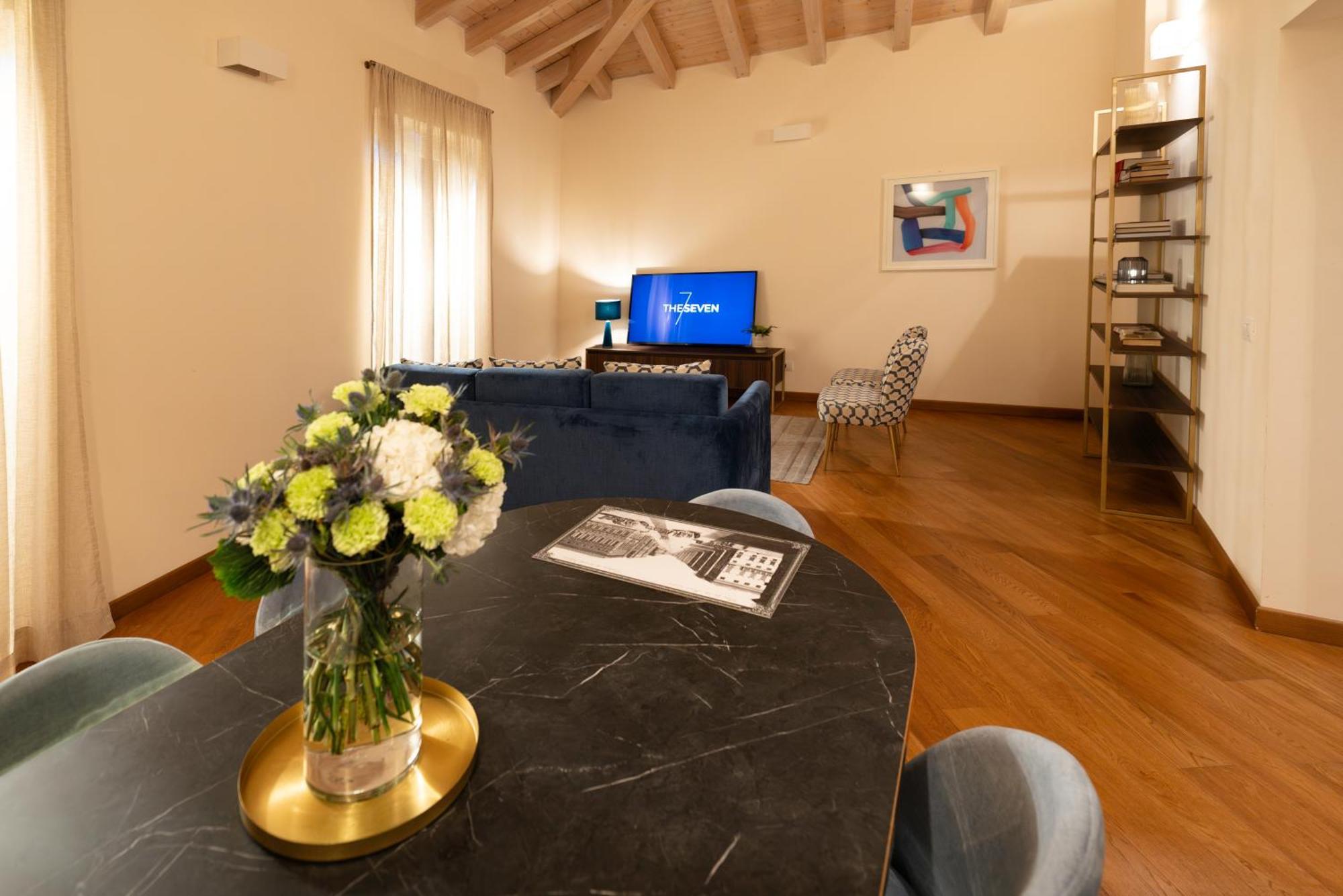 Apartment The Seven Genua